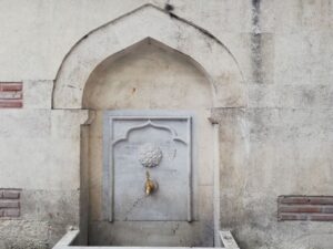 Balipaşa Camii Çeşmesi